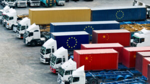 Trucks with EU and Chinese flags